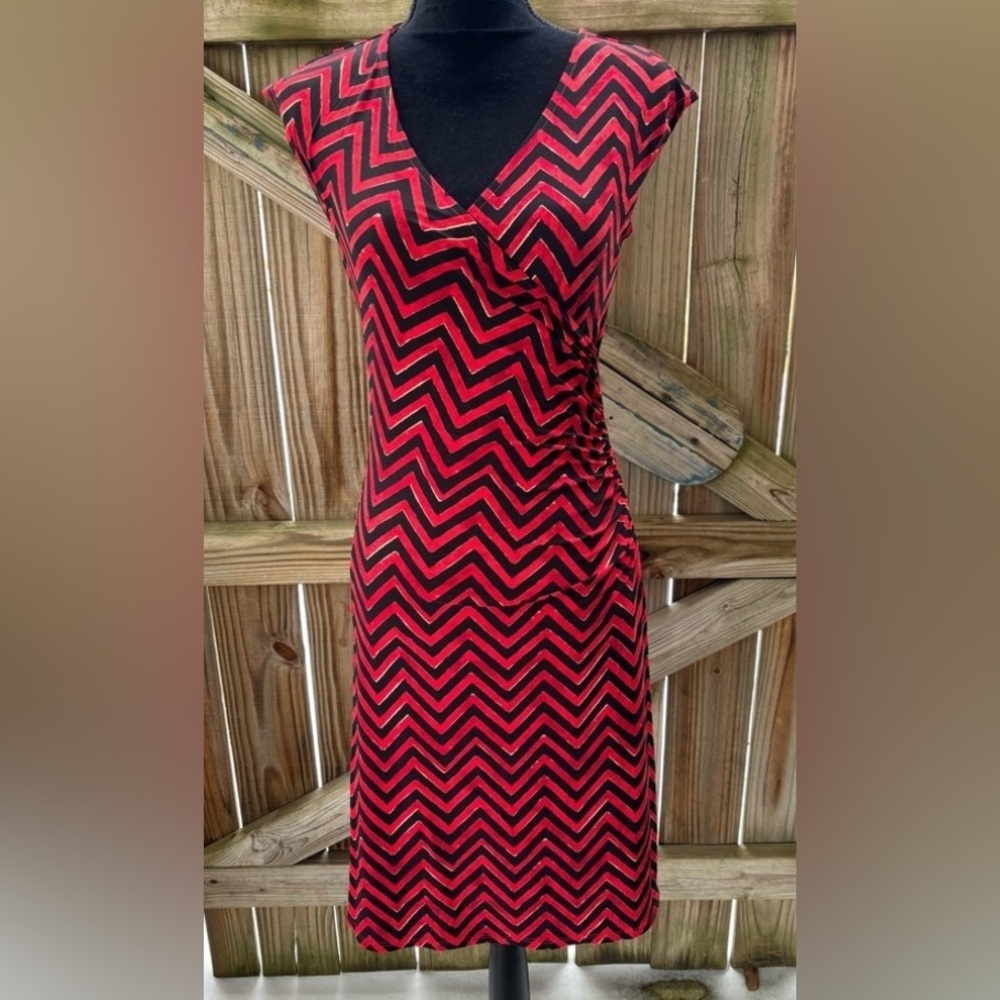Lauren Ralph Lauren Red & Black Chevron Print Surplice Dress Size SP